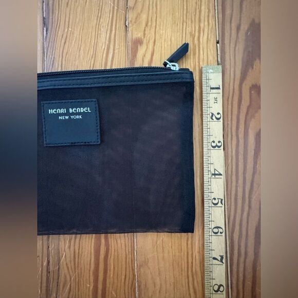 Henri Bendel New York Zipper Pouch - Picture 4 of 4